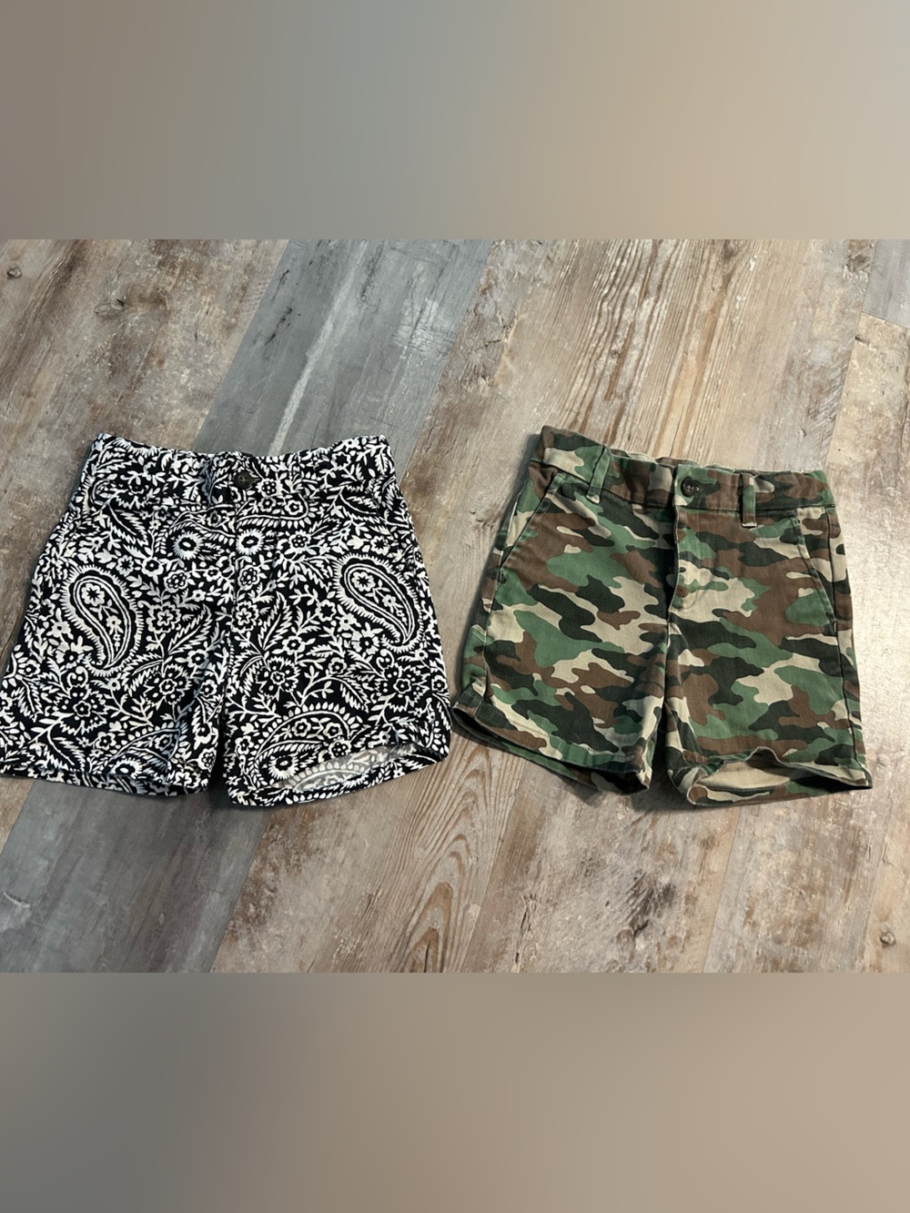 Set of 2 Janie and Jack boys shorts size 4